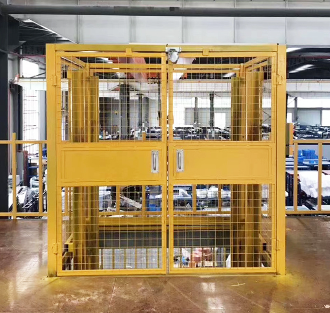 衢州智能导轨式升降机亮相